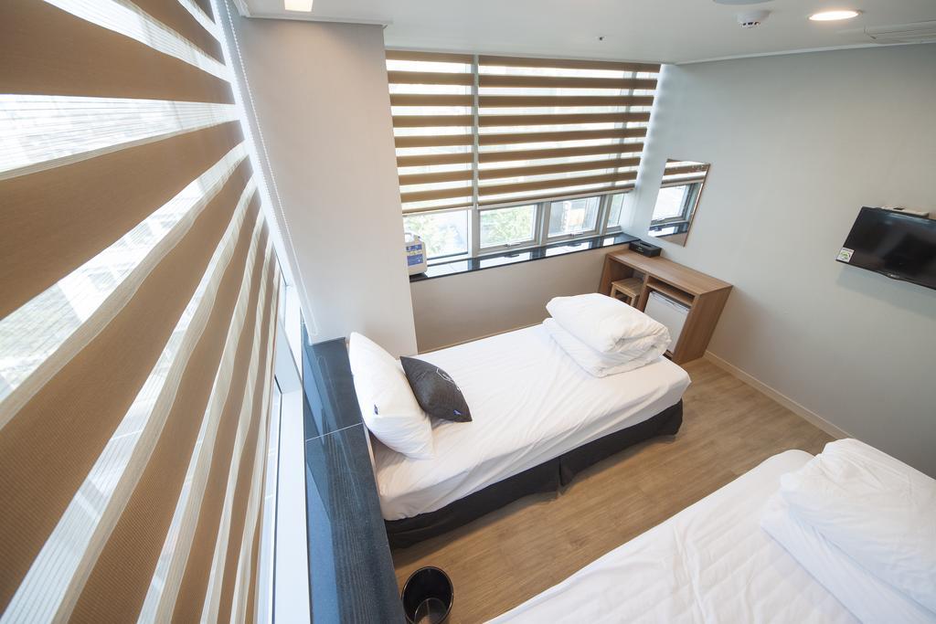 K-Guesthouse Dongdaemun Premium Seoul Bagian luar foto