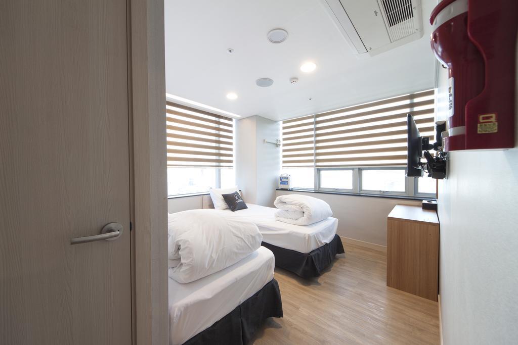K-Guesthouse Dongdaemun Premium Seoul Bagian luar foto