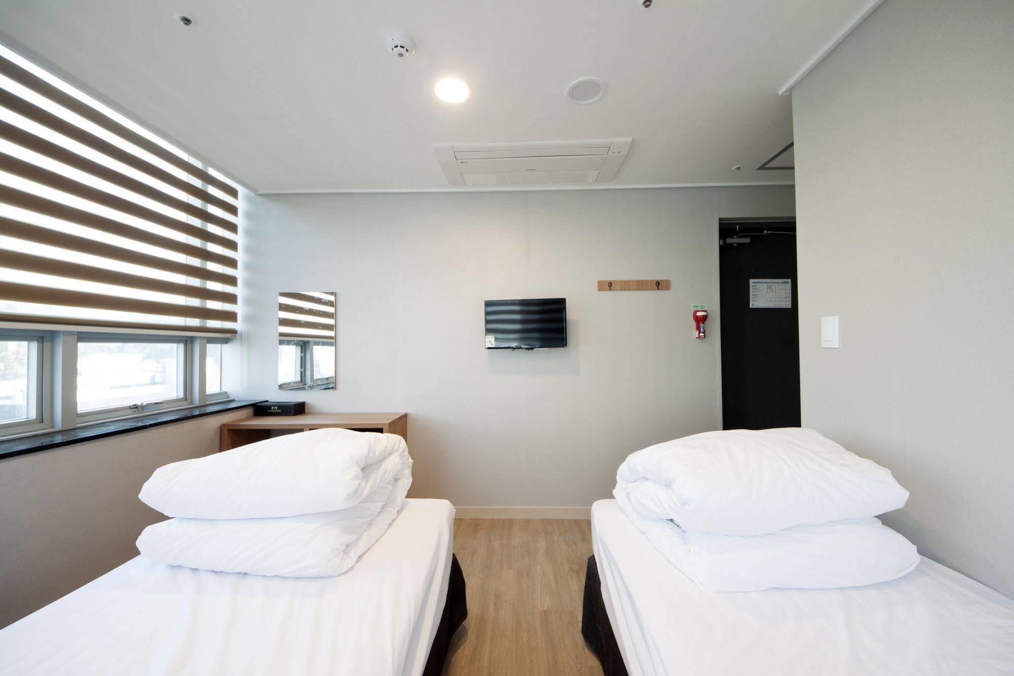 K-Guesthouse Dongdaemun Premium Seoul Bagian luar foto