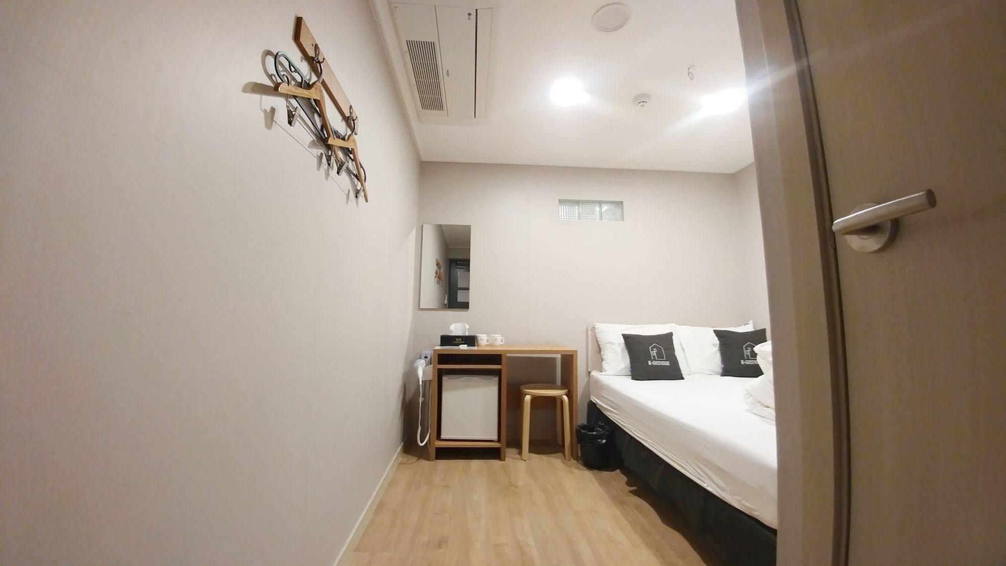 K-Guesthouse Dongdaemun Premium Seoul Bagian luar foto