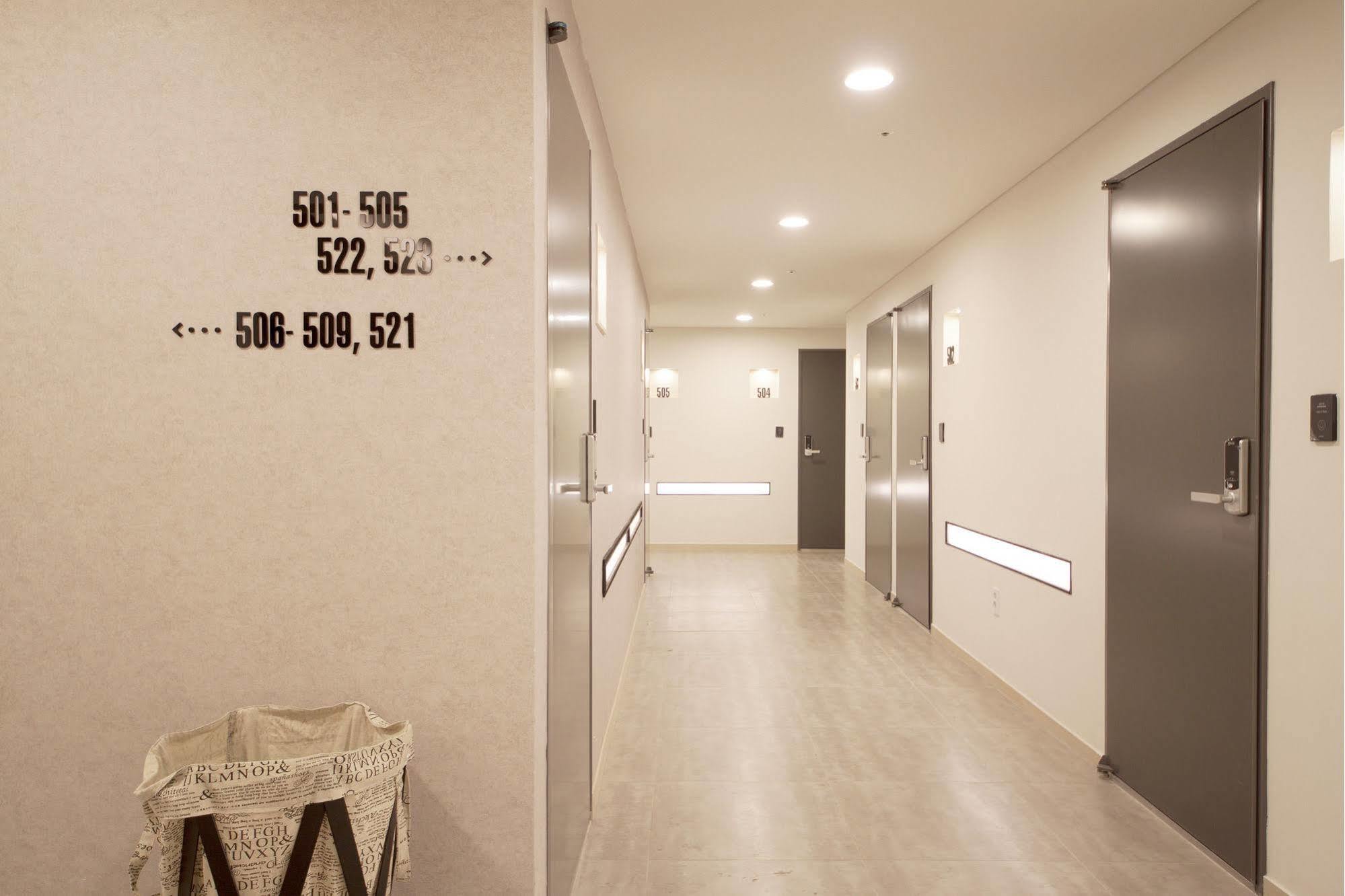 K-Guesthouse Dongdaemun Premium Seoul Bagian luar foto